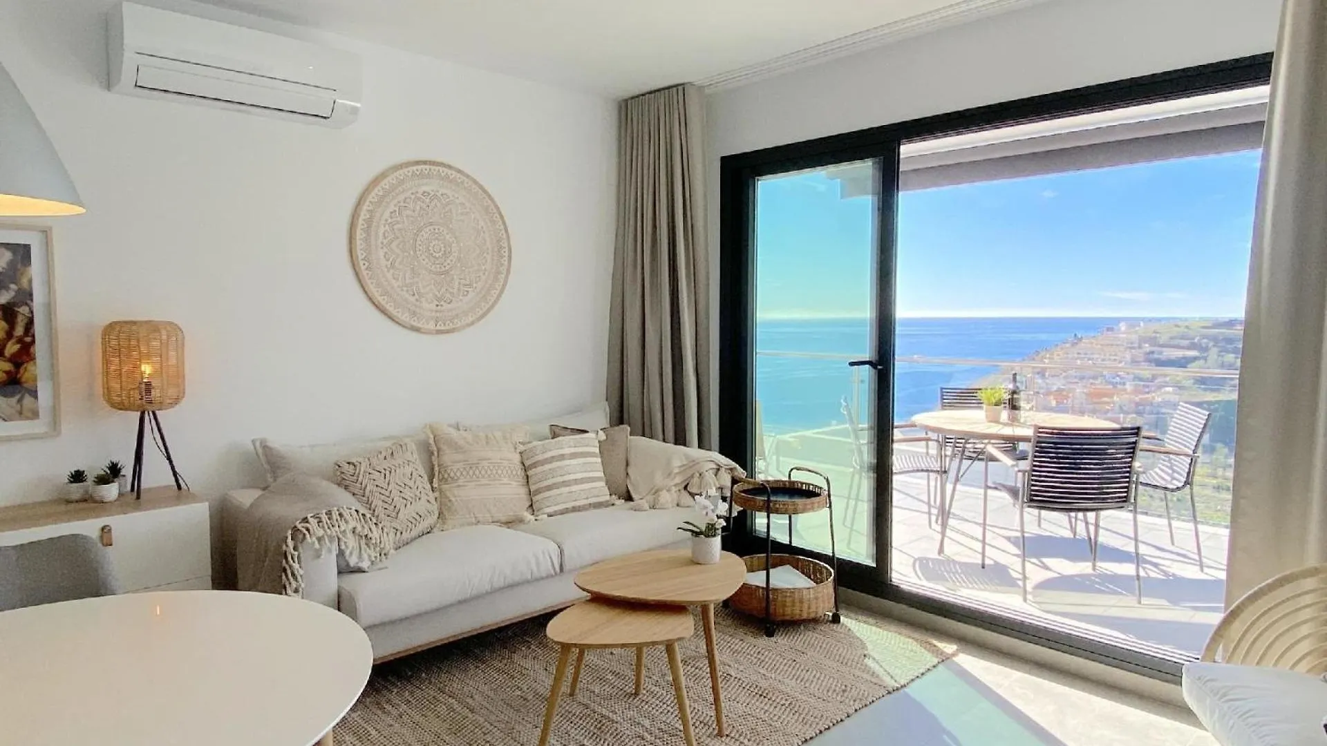 Ferienwohnung Fuer 4 Personen Ca 90 Qm In Nerja, Andalusien Costa Del Sol Appartement